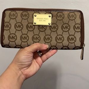Michael Kors Womens Wallet (Used/Pre loved)